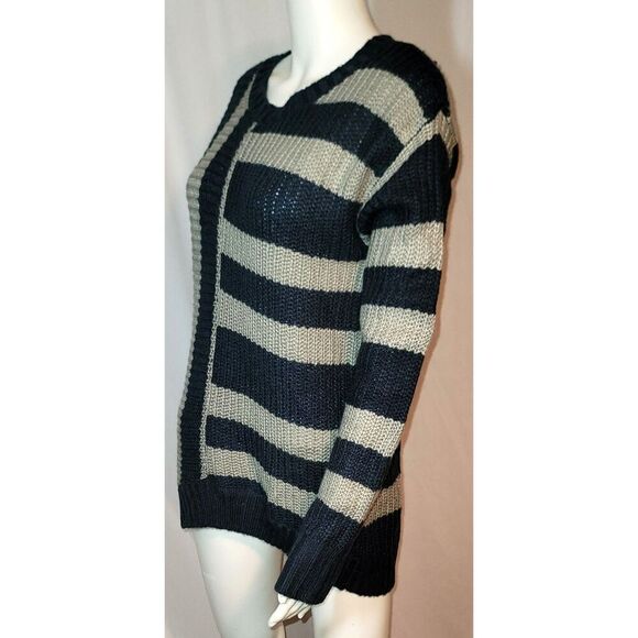Level Eight Asymmetric Sweater - Size L - Picture 3 of 8